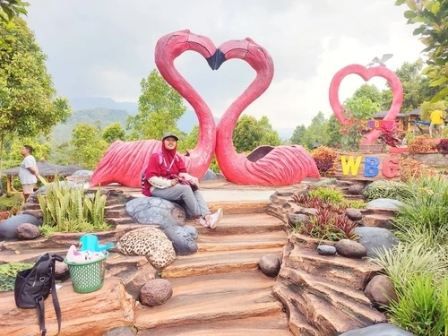 Destinasi Wisata Kediri dengan Pemandangan Luar Biasa Bukit Gandrung