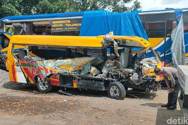 Kumpulan Fakta Hasil Olah TKP Kecelakaan Maut Gunakan 3D Scanner Bus 4 Orang Tewas di Kediri