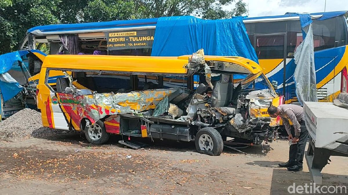 Kumpulan Fakta Hasil Olah TKP Kecelakaan Maut Gunakan 3D Scanner Bus 4 Orang Tewas di Kediri